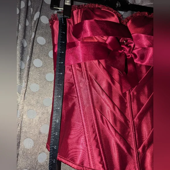 Classic Satin Corset - Picture 4 of 10